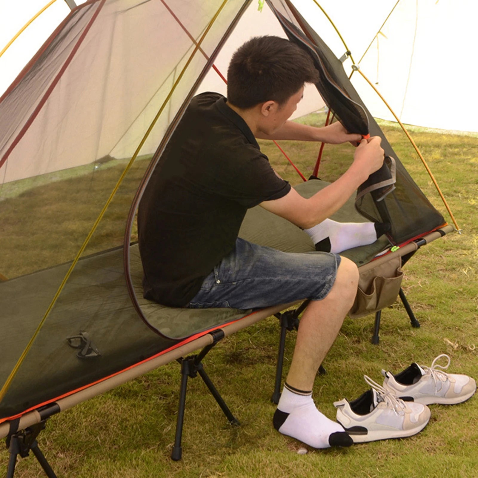 1 Person Camping Tent for Cot Lightweight  Resistant Tent for Outdoor Camping Backpacking Traveling Camping Tent