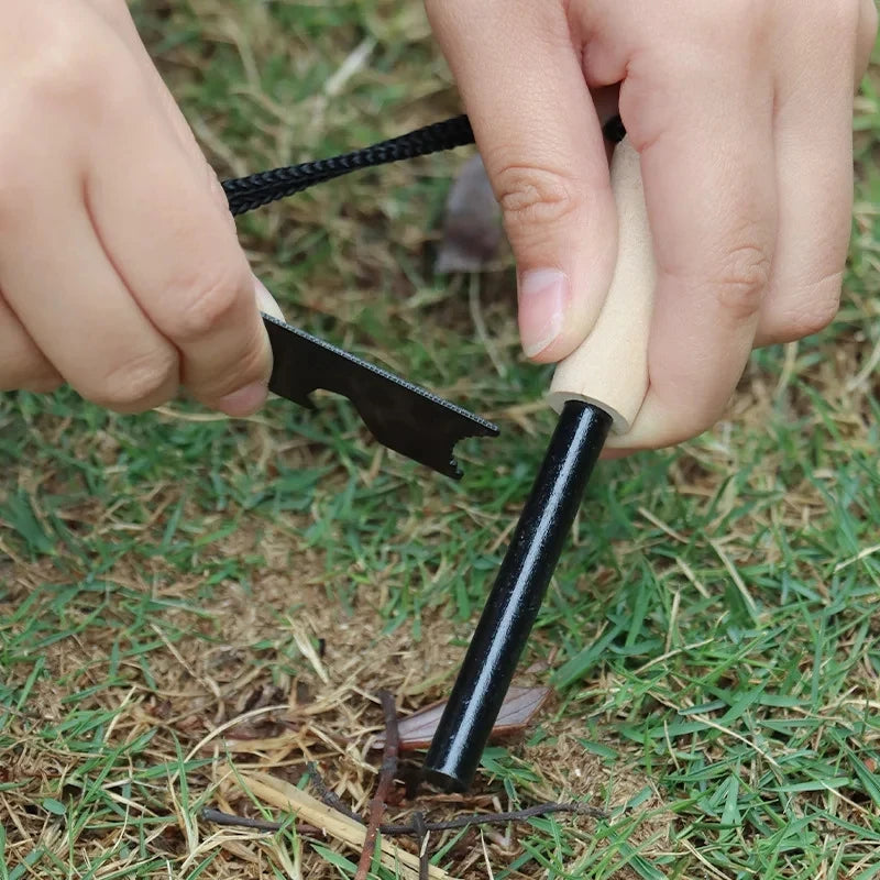 Outdoor flint camping equipment, wilderness survival tools, firearms, round wooden handles, torches, cigarette accessories tool