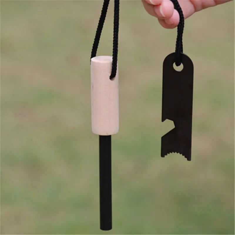 Outdoor flint camping equipment, wilderness survival tools, firearms, round wooden handles, torches, cigarette accessories tool
